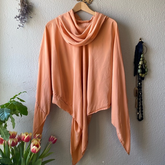 Haute couture orange silk blouse - Picture 3 of 7